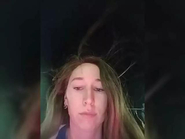 Offline --MODEL--1 on BongaCams