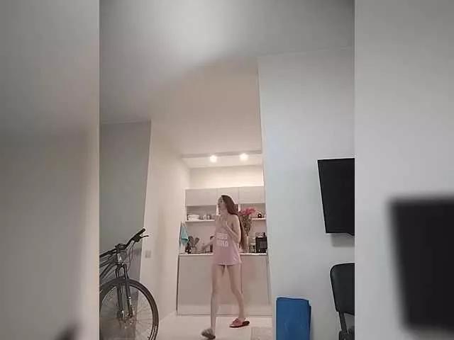 Offline --MODEL--1 on BongaCams