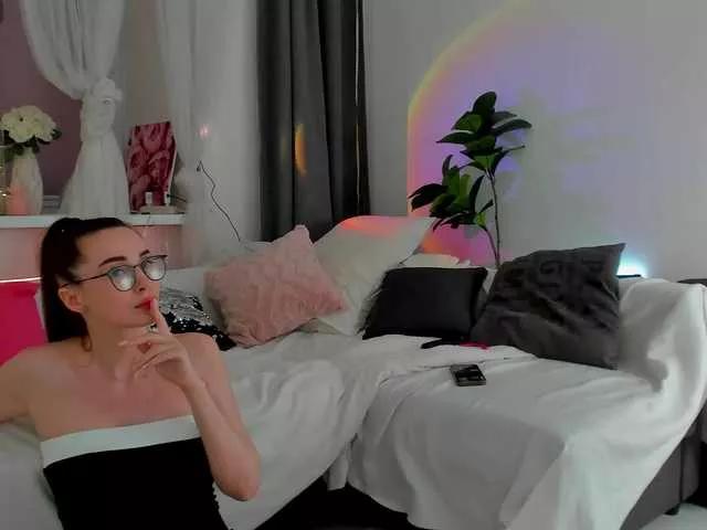 Offline -Janice- on BongaCams