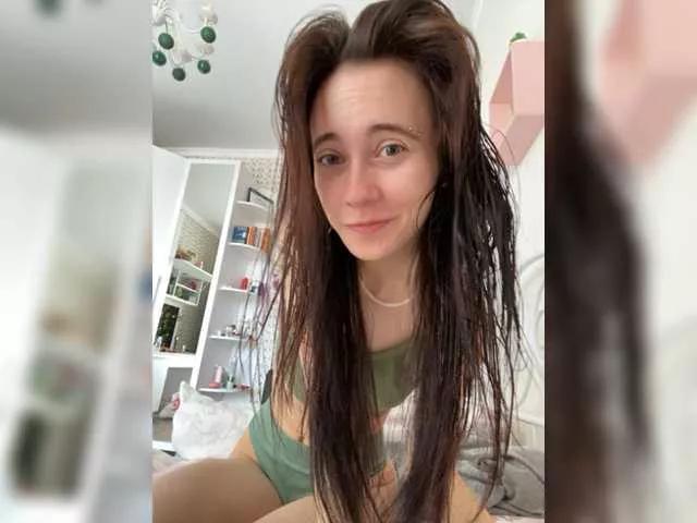 -LittleFairy- on BongaCams 