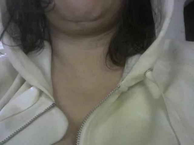 1deluxepussy on BongaCams 