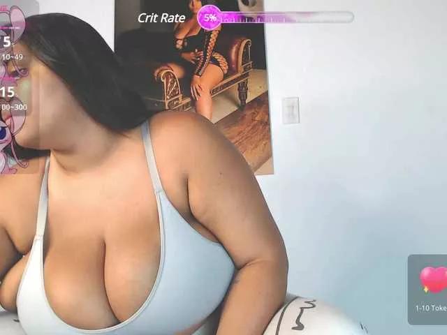 AdelaMorales on BongaCams 