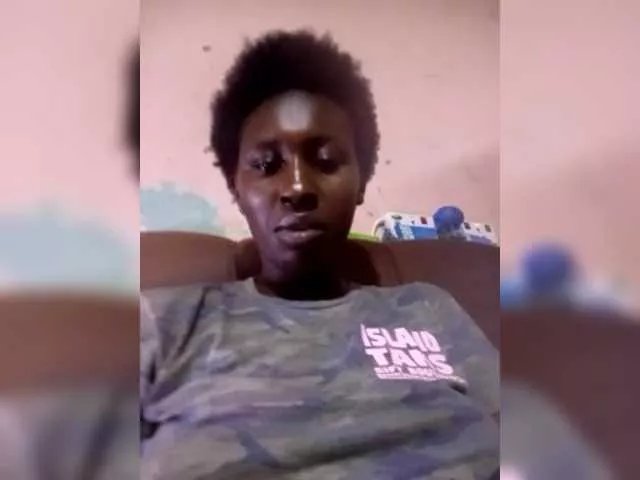 Offline Africanqueen20 on BongaCams