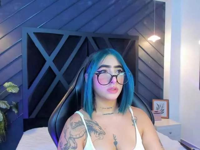 Alahia-Dangelo on BongaCams 