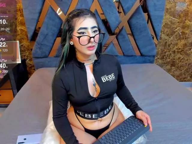 Alahia-Dangelo on BongaCams 