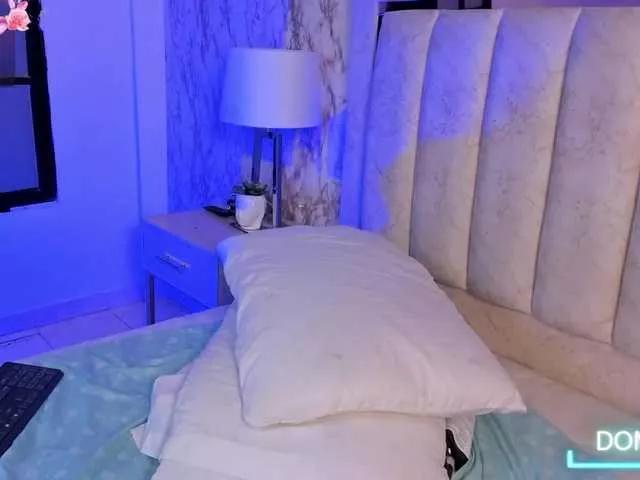 Offline AlaiaMoretti on BongaCams