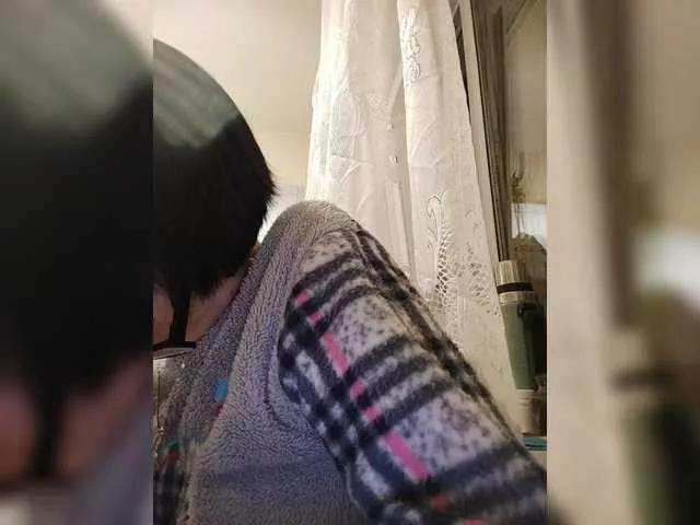 Offline Aleksu555 on BongaCams