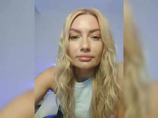 Offline AlenaFeya on BongaCams