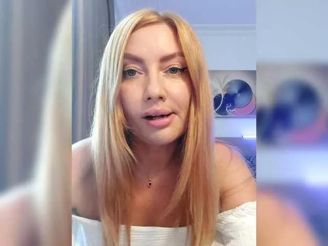 Offline AlenaFeya on BongaCams