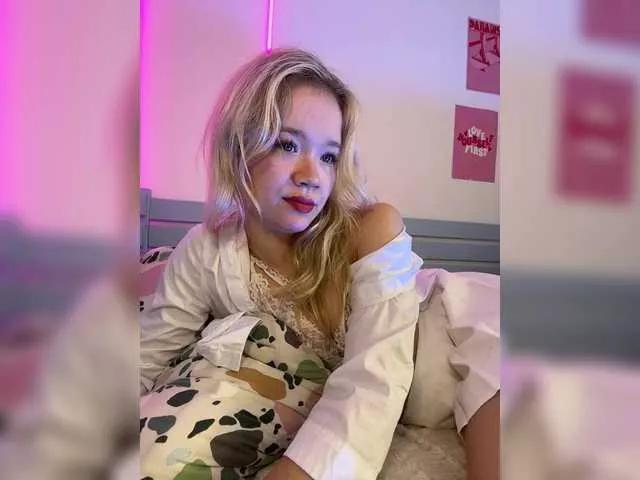 alicecutey on BongaCams
