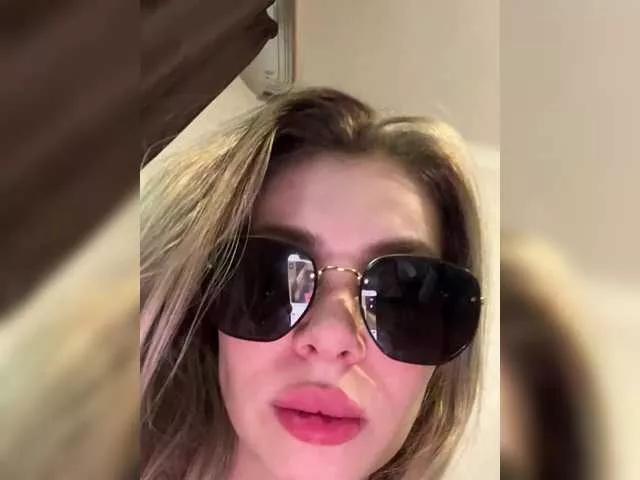 alinalessss on BongaCams