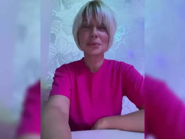 Offline AlisaBlackFox on BongaCams