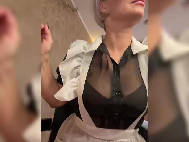 Offline AlisaBlackFox on BongaCams