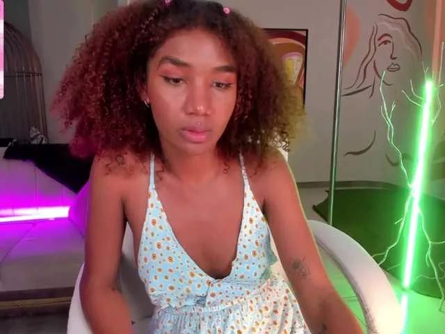 AlishaSanders on BongaCams 
