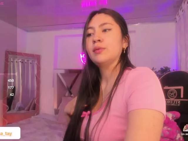 Freechat Amara-tay on BongaCams