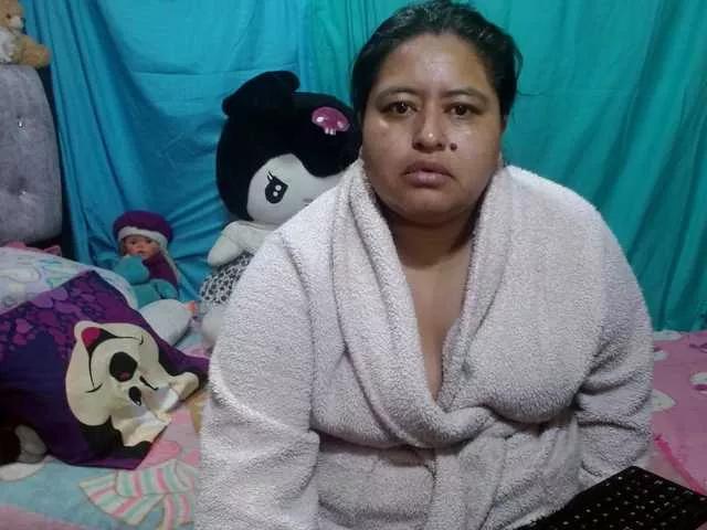 Offline AMARAA17 on BongaCams