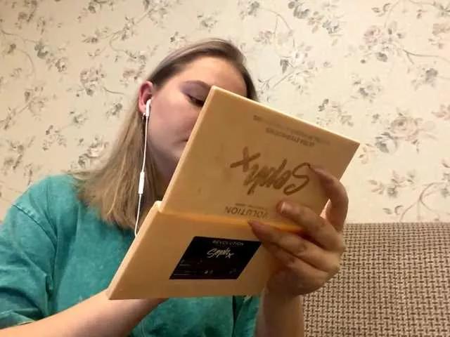 Offline AnalisaDimick on BongaCams