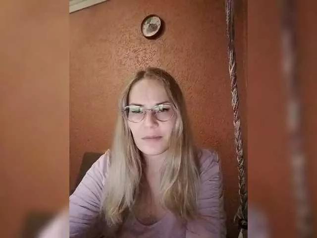 Offline Angelicac on BongaCams