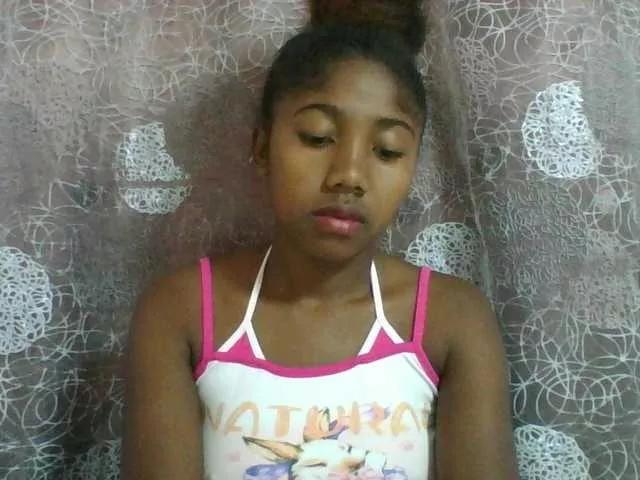 Annah21 on BongaCams 