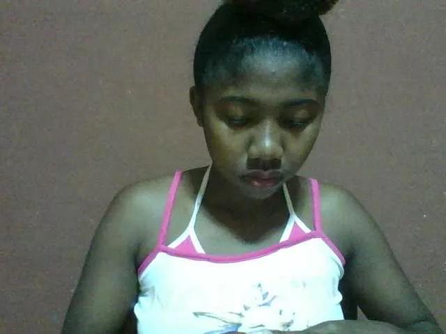 Annah21 on BongaCams 