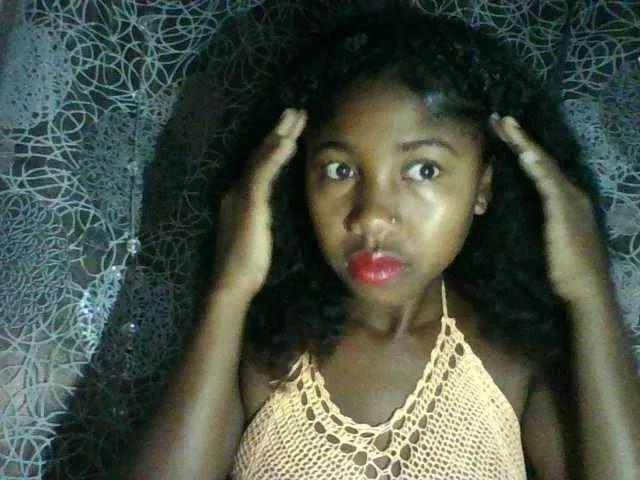 Annah21 on BongaCams 