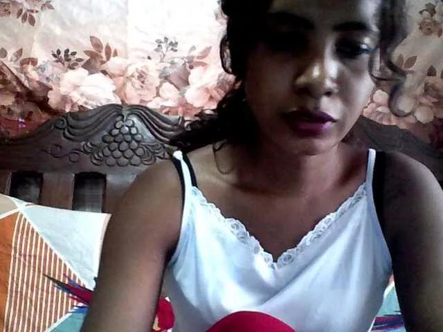 Offline Annicka25 on BongaCams