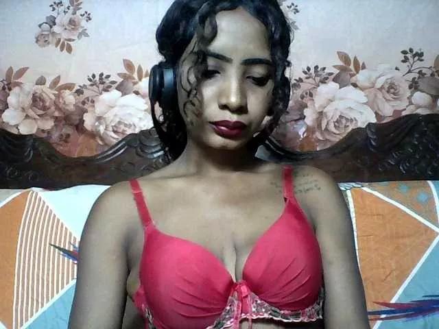 Offline Annicka25 on BongaCams