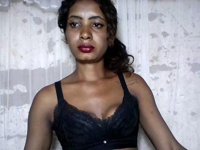 Offline Annicka25 on BongaCams