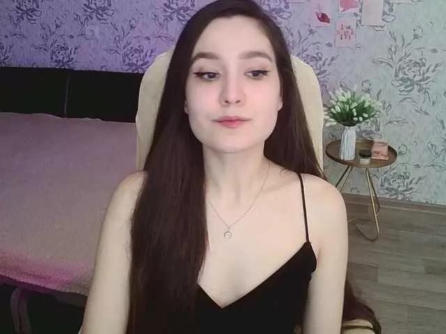 annie-fleur on BongaCams 