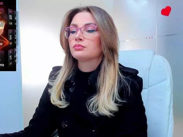 anyarosses on BongaCams 