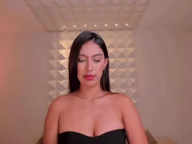 ArianaDumont on BongaCams 