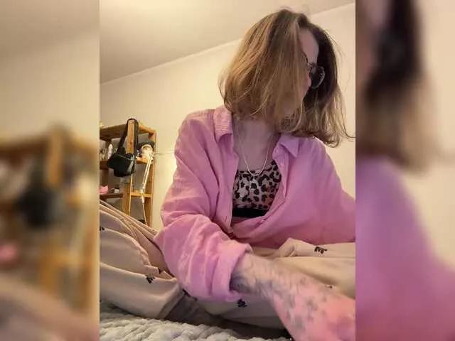 Offline Asya-baby on BongaCams