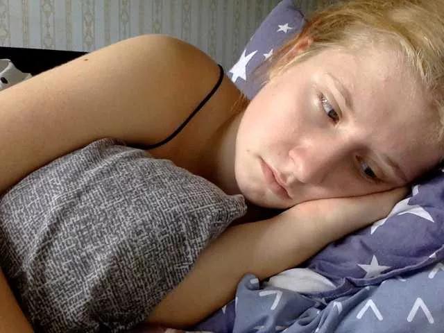 Asya16 on BongaCams