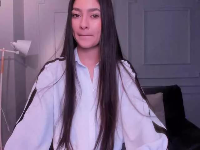 BellaClark on BongaCams 
