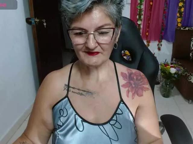 bety-cum2 on BongaCams 