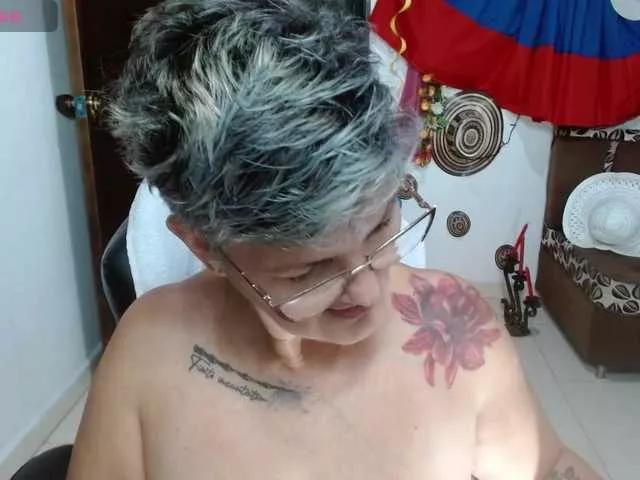 bety-cum2 on BongaCams 