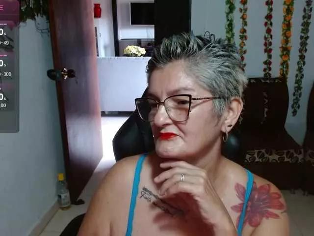 bety-cum2 on BongaCams 