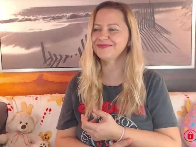 BigBoobsARRI on BongaCams 