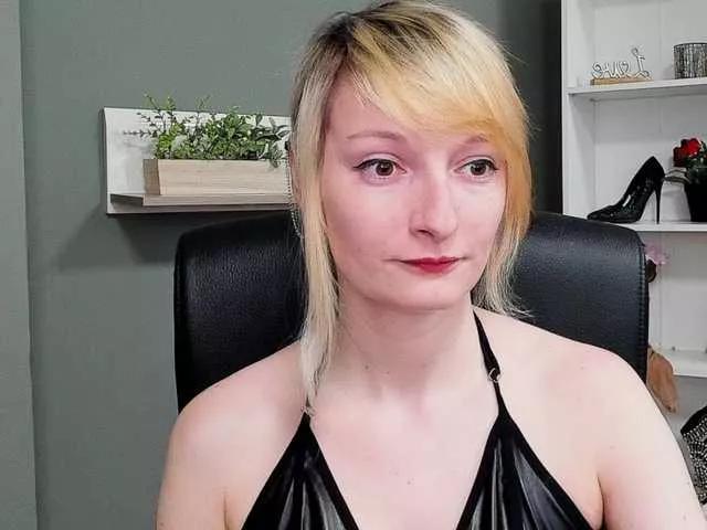 Offline BlairPlay on BongaCams