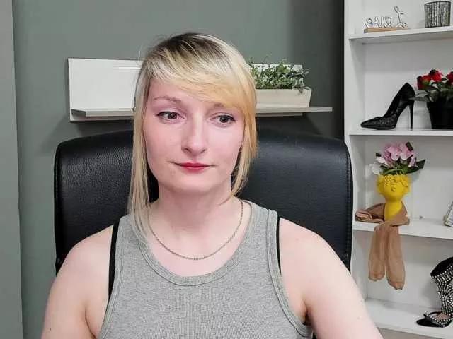 Offline BlairPlay on BongaCams