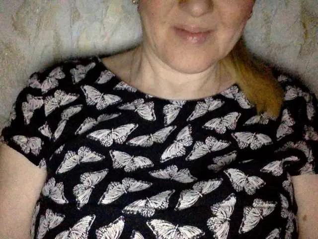 Offline BlondyVio on BongaCams