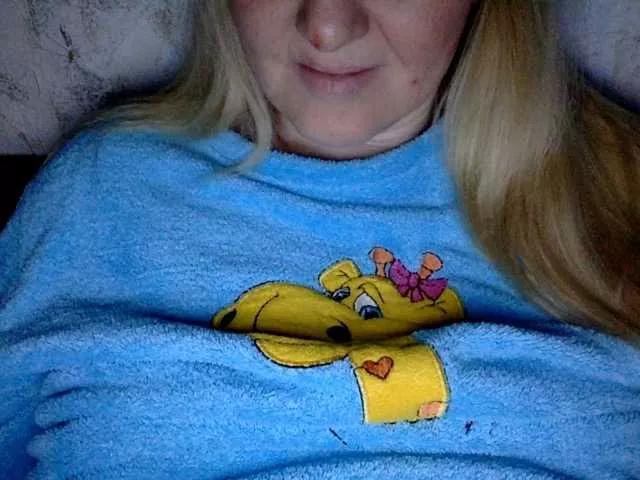 Offline BlondyVio on BongaCams