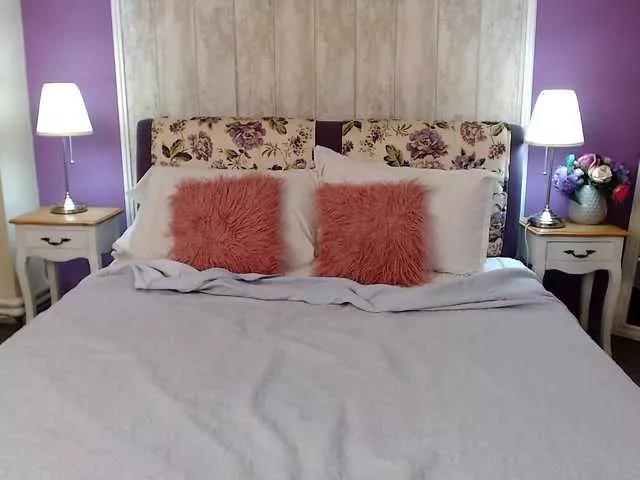 Offline Brianna-Joy on BongaCams