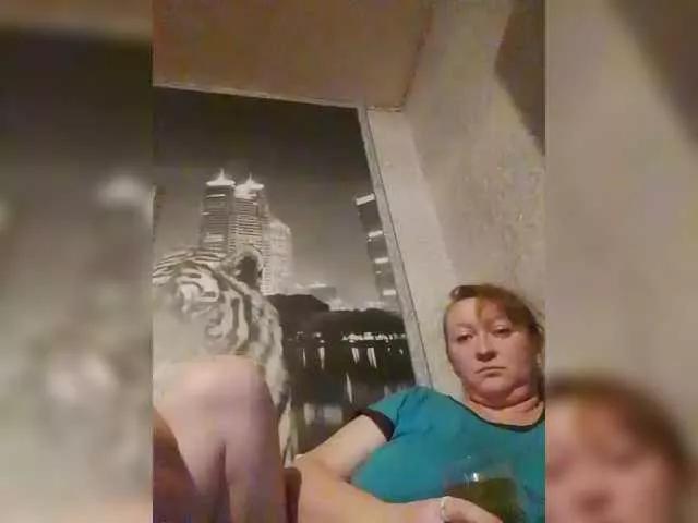 BrideyMollie on BongaCams 