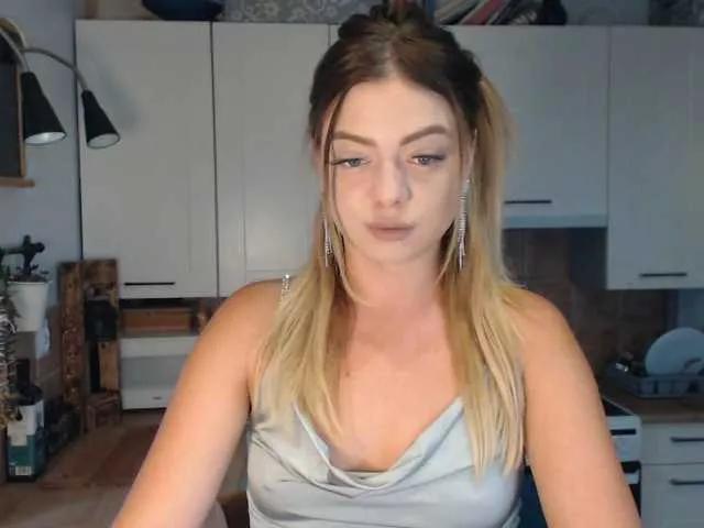 Offline BuffyFire on BongaCams