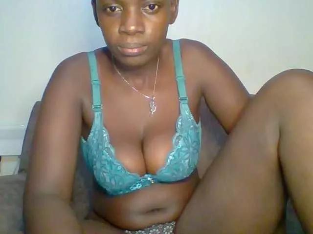 bustybliss on BongaCams 