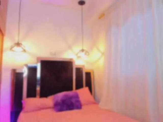 Offline Cassiestevens on BongaCams