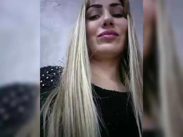 Cassssablanca on BongaCams 