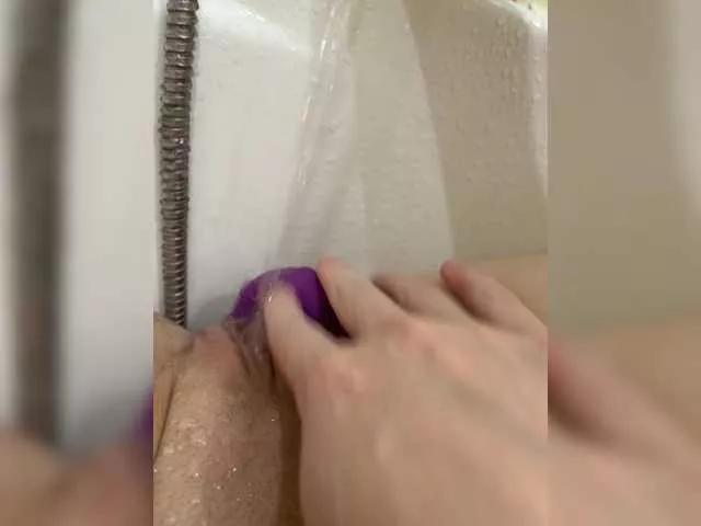 Offline cat- on BongaCams