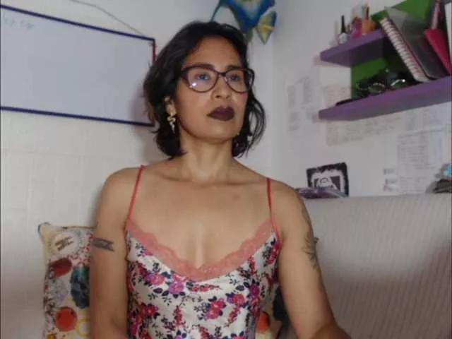 cataleya35 on BongaCams 